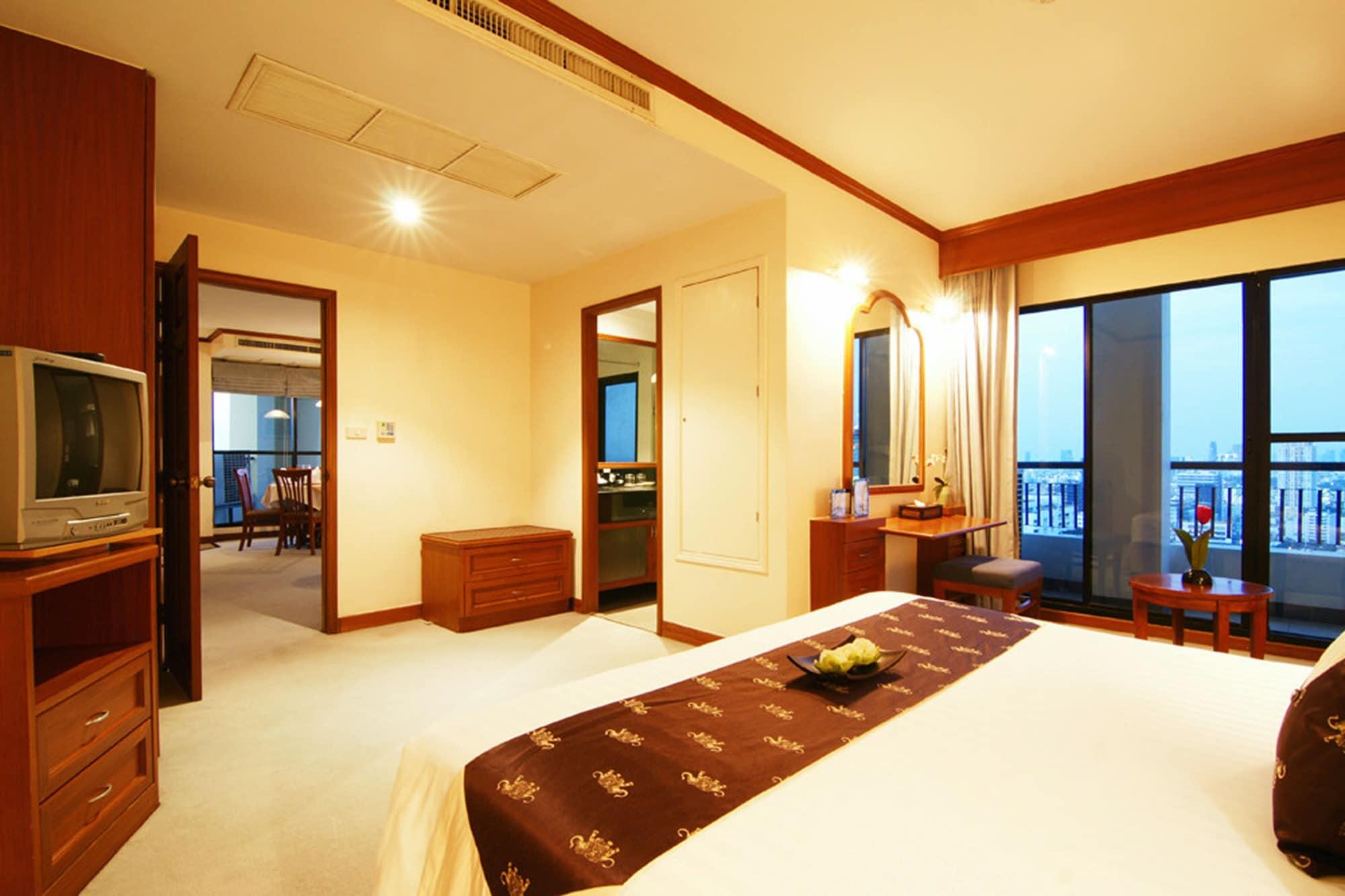 Grand Diamond Suites Hotel Bangkok Eksteriør billede