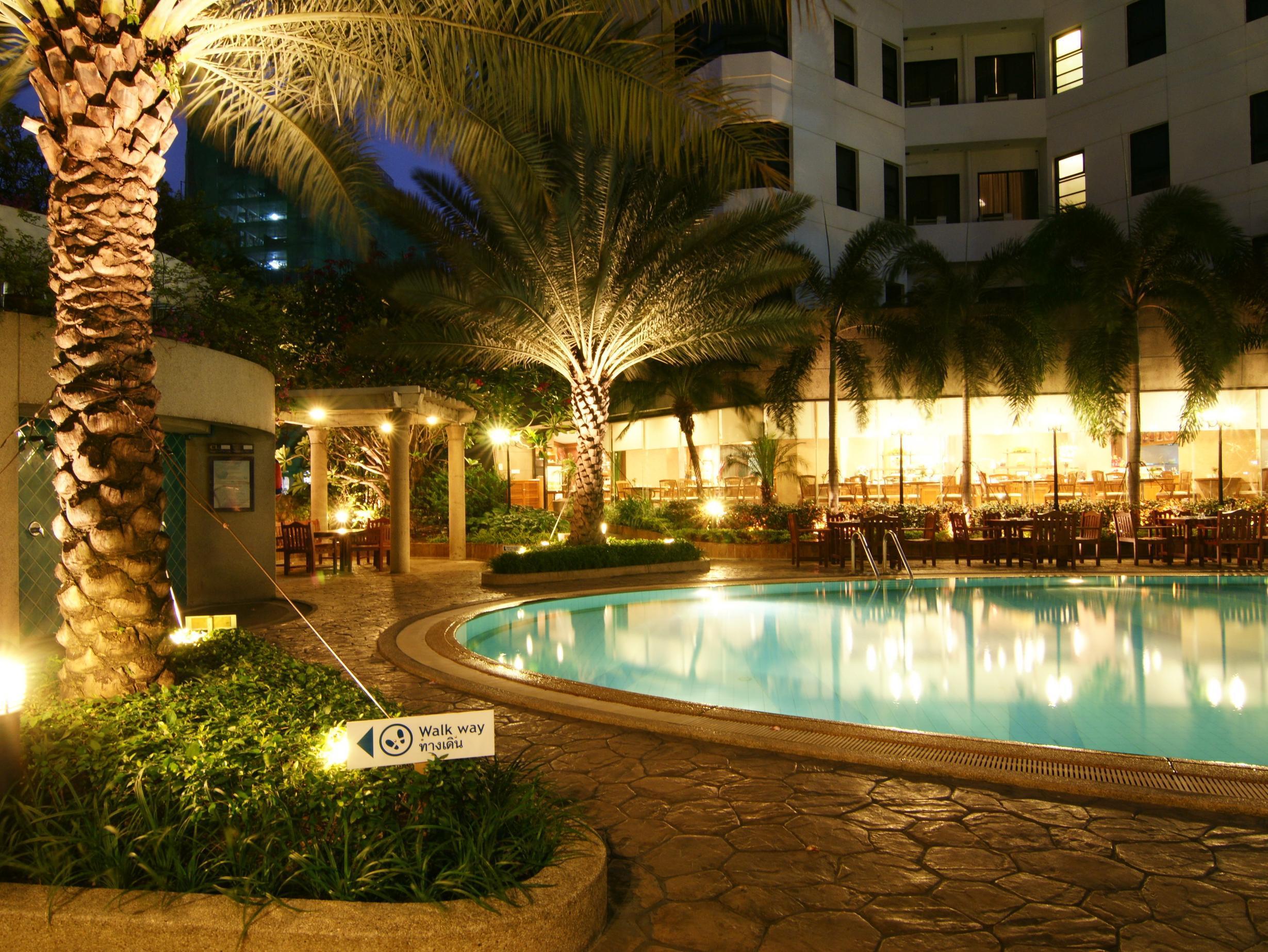 Grand Diamond Suites Hotel Bangkok Eksteriør billede
