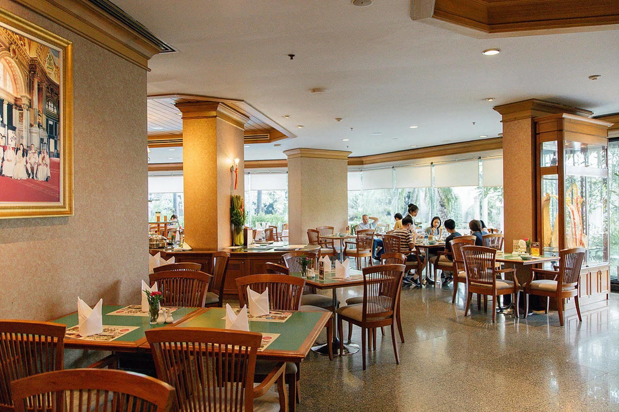 Grand Diamond Suites Hotel Bangkok Eksteriør billede